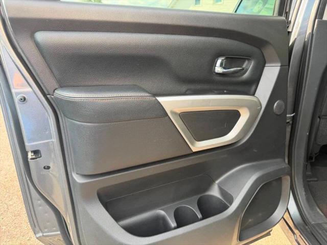 2017 Nissan Titan SL