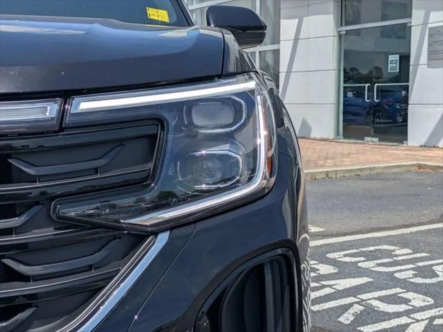 2026 Volkswagen Atlas Cross Sport SE with Technology