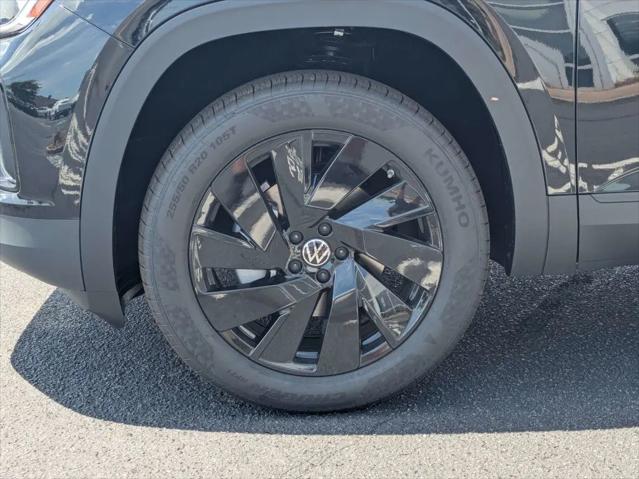 2026 Volkswagen Atlas Cross Sport SE with Technology