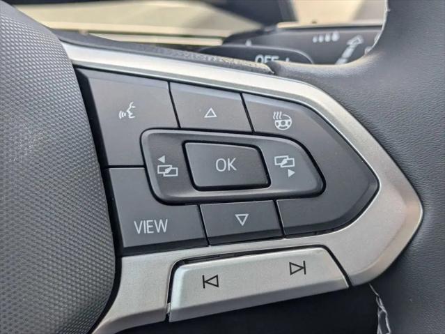 2026 Volkswagen Atlas Cross Sport SE with Technology