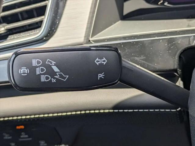 2026 Volkswagen Atlas Cross Sport SE with Technology
