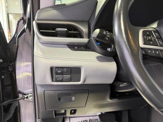 2022 Toyota Highlander Hybrid LE