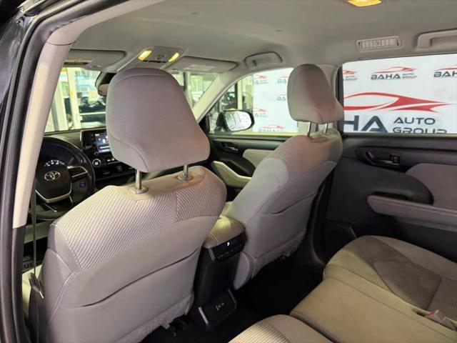 2022 Toyota Highlander Hybrid LE
