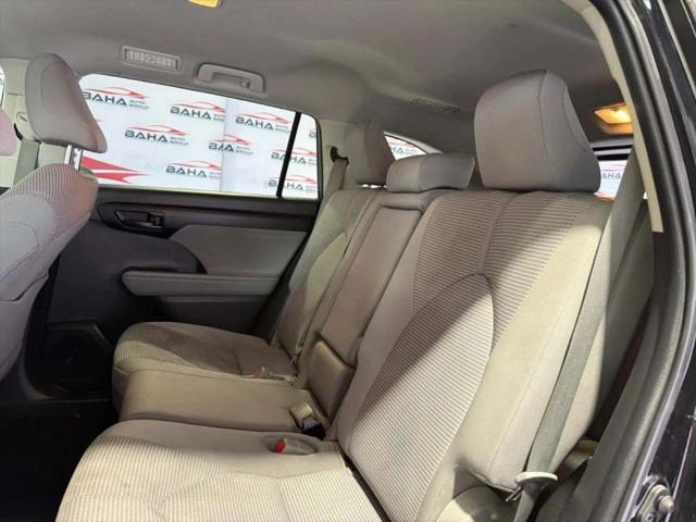 2022 Toyota Highlander Hybrid LE