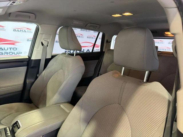 2022 Toyota Highlander Hybrid LE