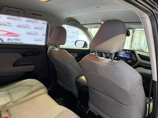 2022 Toyota Highlander Hybrid LE