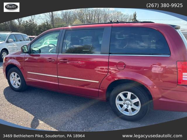 2010 Chrysler Town & Country Touring