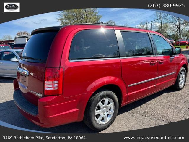 2010 Chrysler Town & Country Touring