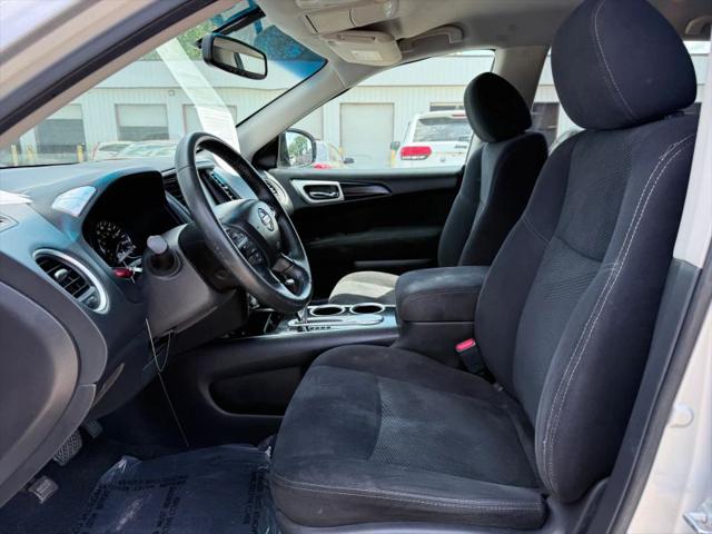 2015 Nissan Pathfinder SV