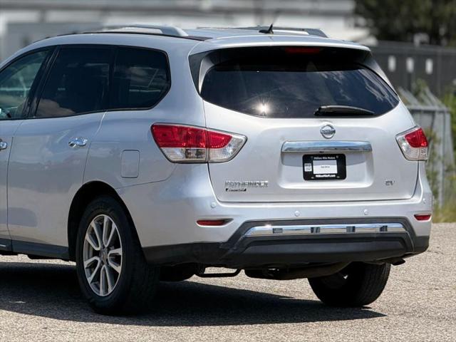 2015 Nissan Pathfinder SV