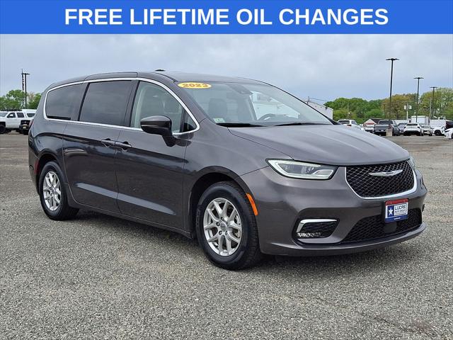 2023 Chrysler Pacifica Touring L for sale in Lumberton, NJ