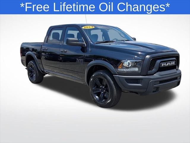 2024 Ram 1500 Classic Warlock Crew Cab 4x4 5'7" Box for sale in Lumberton, NJ