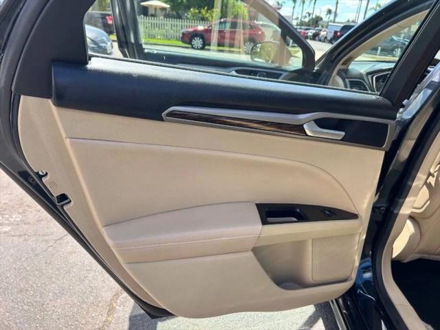 2014 Ford Fusion SE