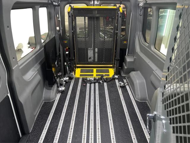 2017 Ford Transit Medium Roof w/Sliding Side Door w/LWB