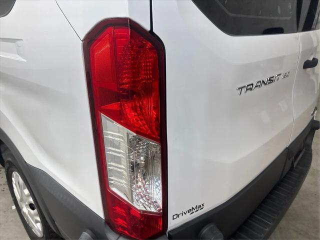 2017 Ford Transit Medium Roof w/Sliding Side Door w/LWB