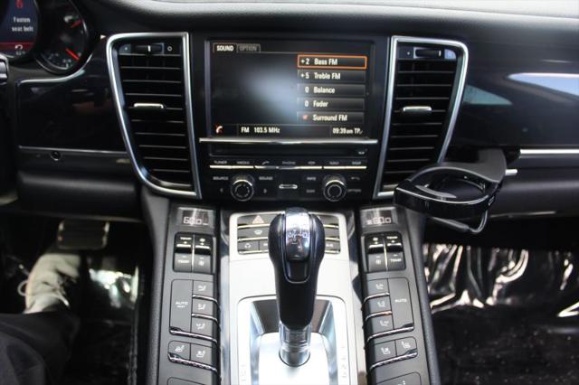 2013 Porsche Panamera 4