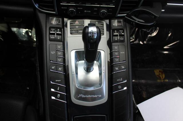 2013 Porsche Panamera 4
