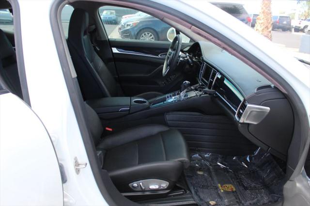 2013 Porsche Panamera 4