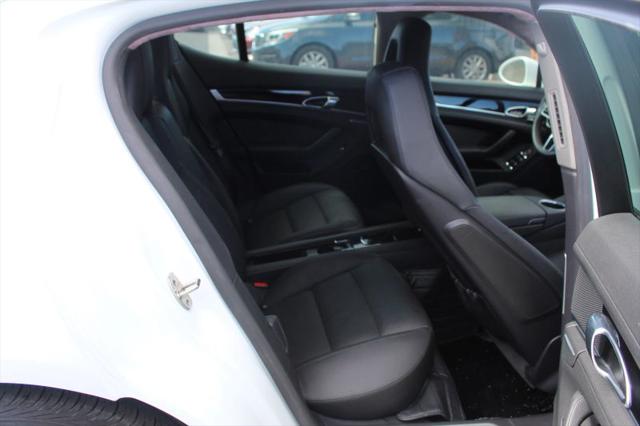 2013 Porsche Panamera 4
