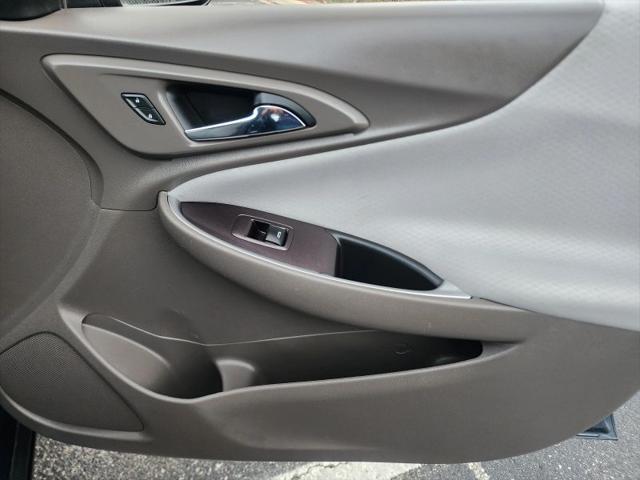 2020 Chevrolet Malibu FWD 1FL