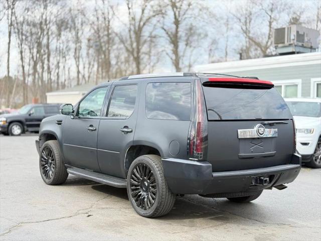 2011 Cadillac Escalade Standard
