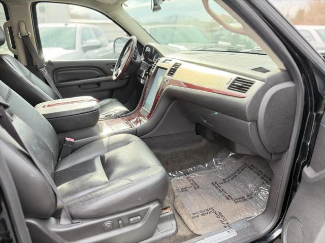 2011 Cadillac Escalade Standard