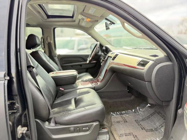 2011 Cadillac Escalade Standard