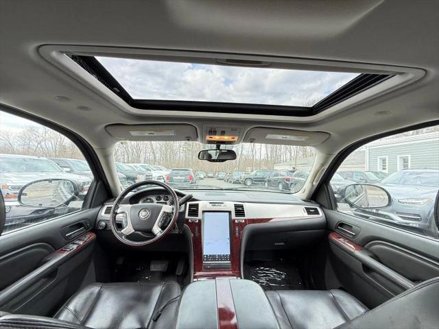 2011 Cadillac Escalade Standard