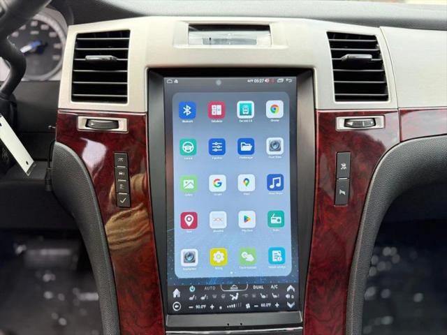 2011 Cadillac Escalade Standard