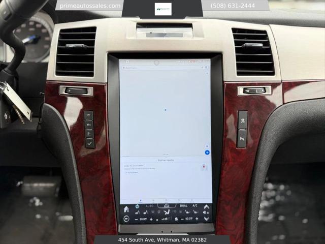 2011 Cadillac Escalade Standard