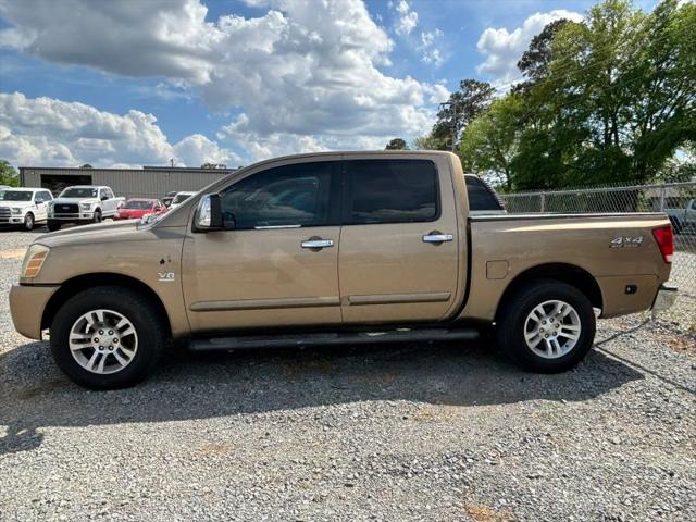 2004 Nissan Titan LE