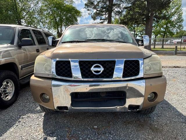 2004 Nissan Titan LE