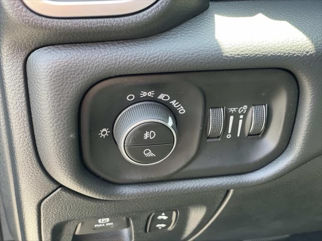 2026 Ram 1500 Big Horn Crew Cab 4x2 57 Box