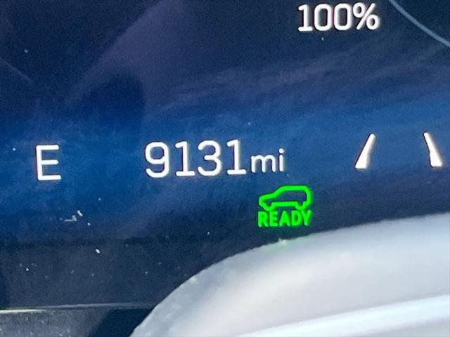 2024 Cadillac iQ Sport w/1SK