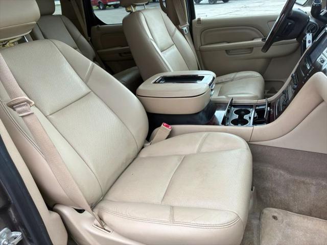 2014 Cadillac Escalade Luxury