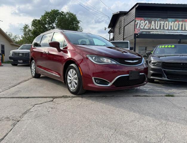 2017 Chrysler Pacifica Touring-L for sale in San Antonio, TX
