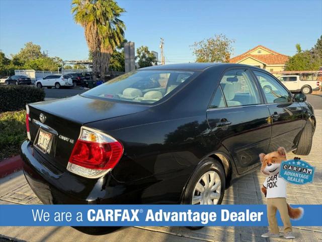 2005 Toyota Camry LE