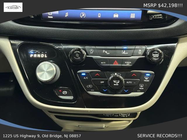 2022 Chrysler Pacifica Touring L