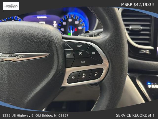 2022 Chrysler Pacifica Touring L