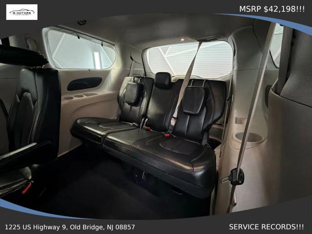 2022 Chrysler Pacifica Touring L