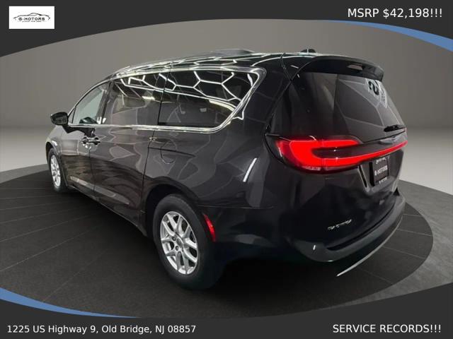 2022 Chrysler Pacifica Touring L