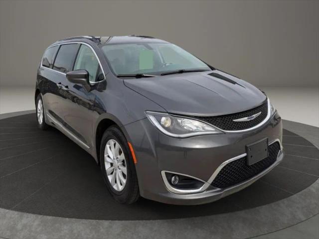 2019 Chrysler Pacifica Touring L for sale in Redford, MI