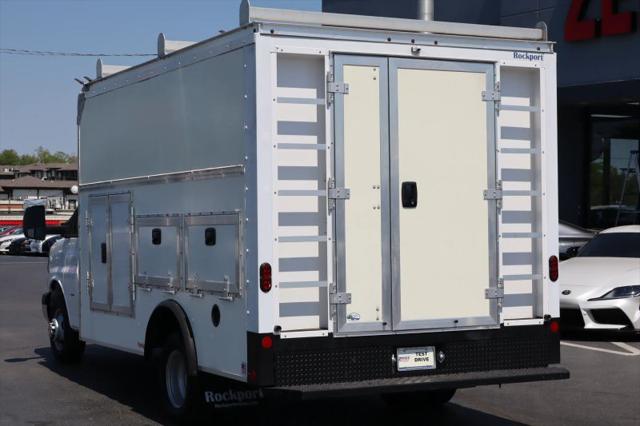 2022 Chevrolet Express Cutaway Work Van