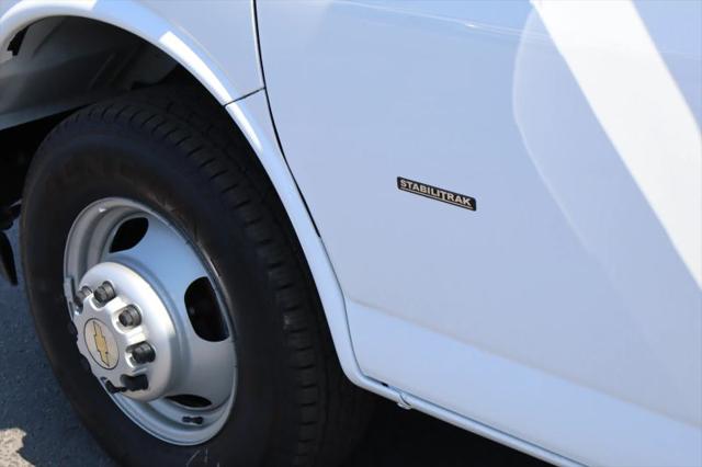 2022 Chevrolet Express Cutaway Work Van