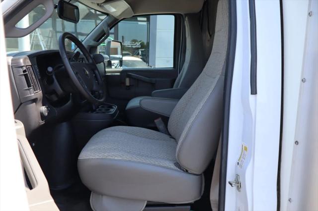 2022 Chevrolet Express Cutaway Work Van