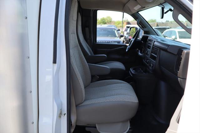 2022 Chevrolet Express Cutaway Work Van