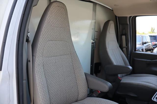 2022 Chevrolet Express Cutaway Work Van