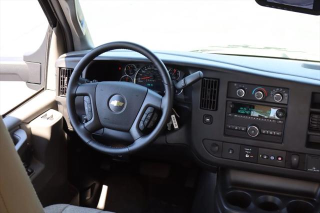2022 Chevrolet Express Cutaway Work Van