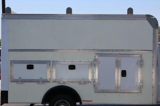 2022 Chevrolet Express Cutaway Work Van
