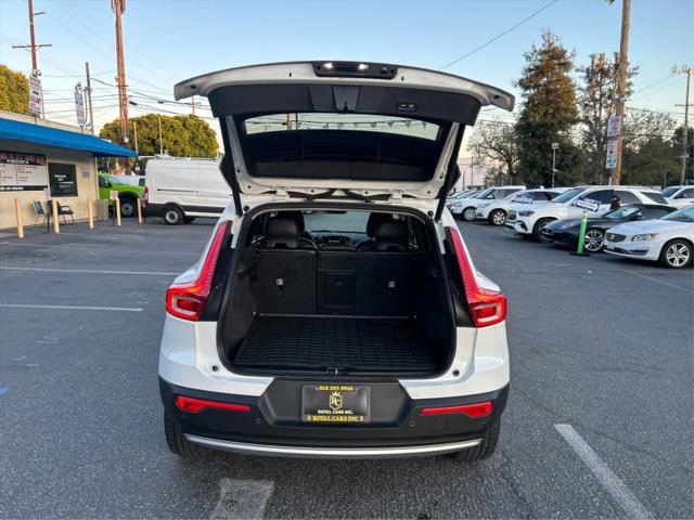 2019 Volvo XC40 T5 Momentum